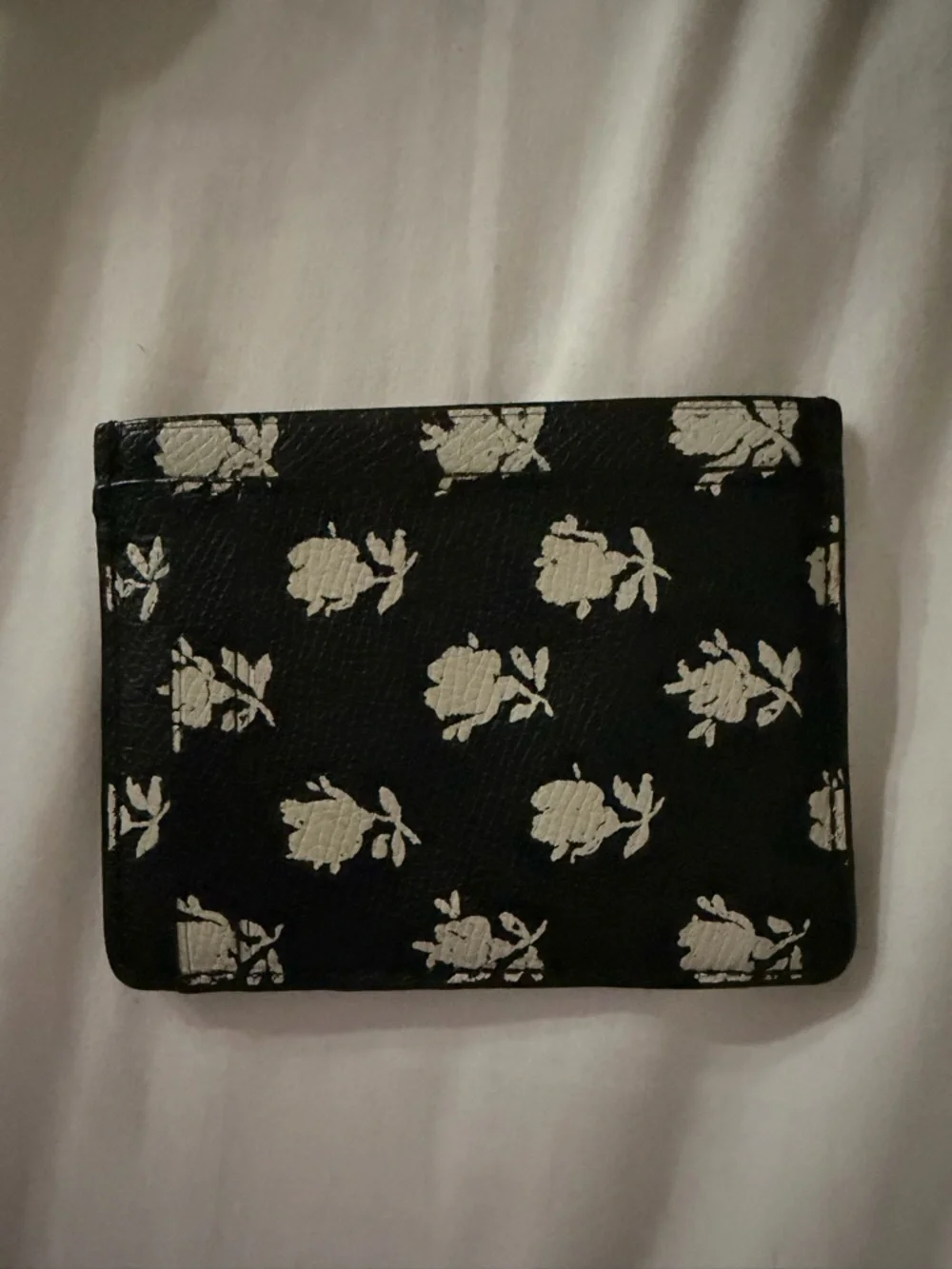 RARE - Coach - Badlands Floral Roses - Black White - Card Case - Wallet - Holder
